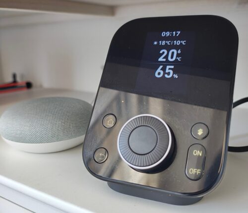 自宅に設置したSwitchbotハブ3